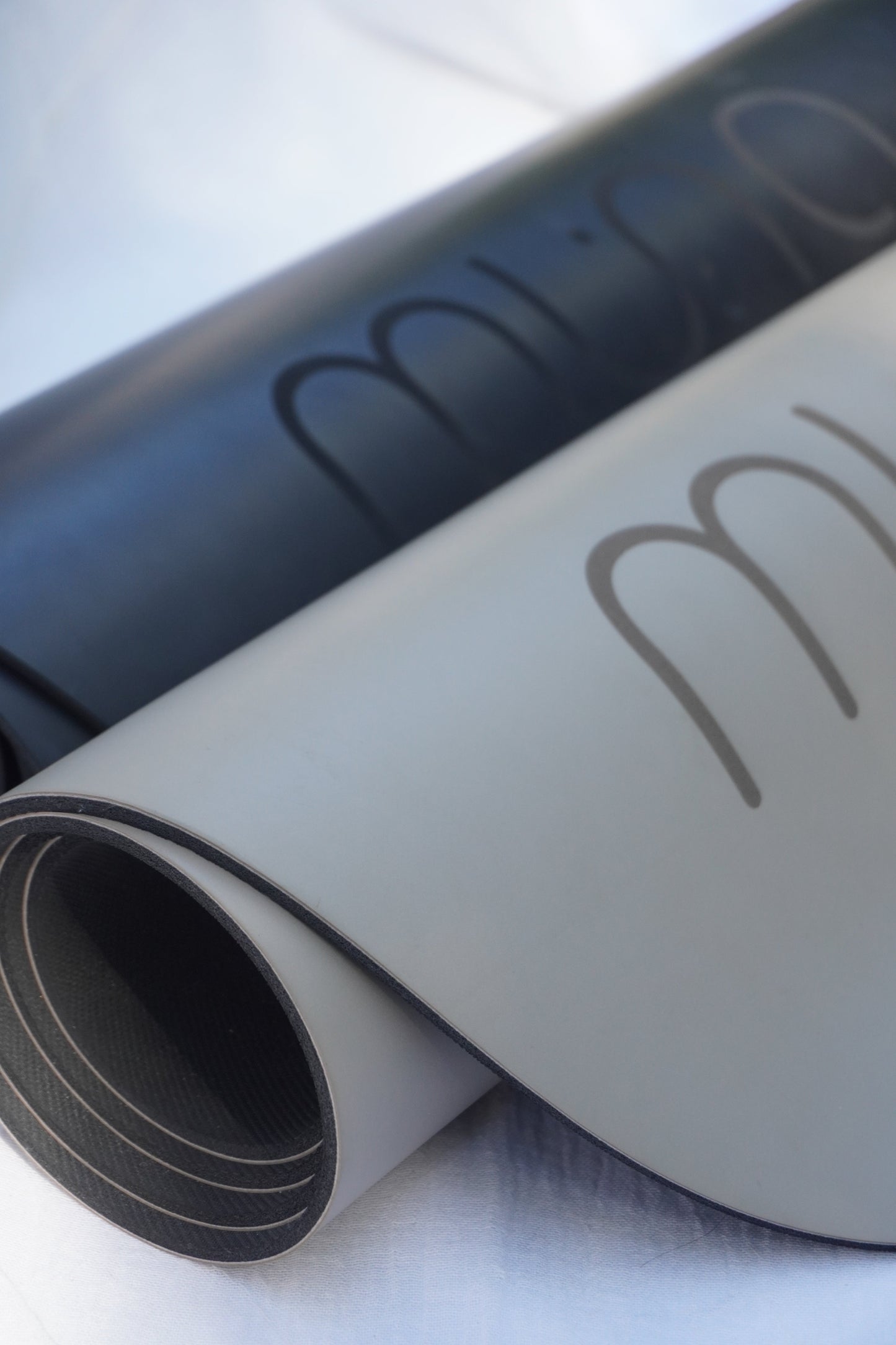 MUNA Oval Yoga Mat