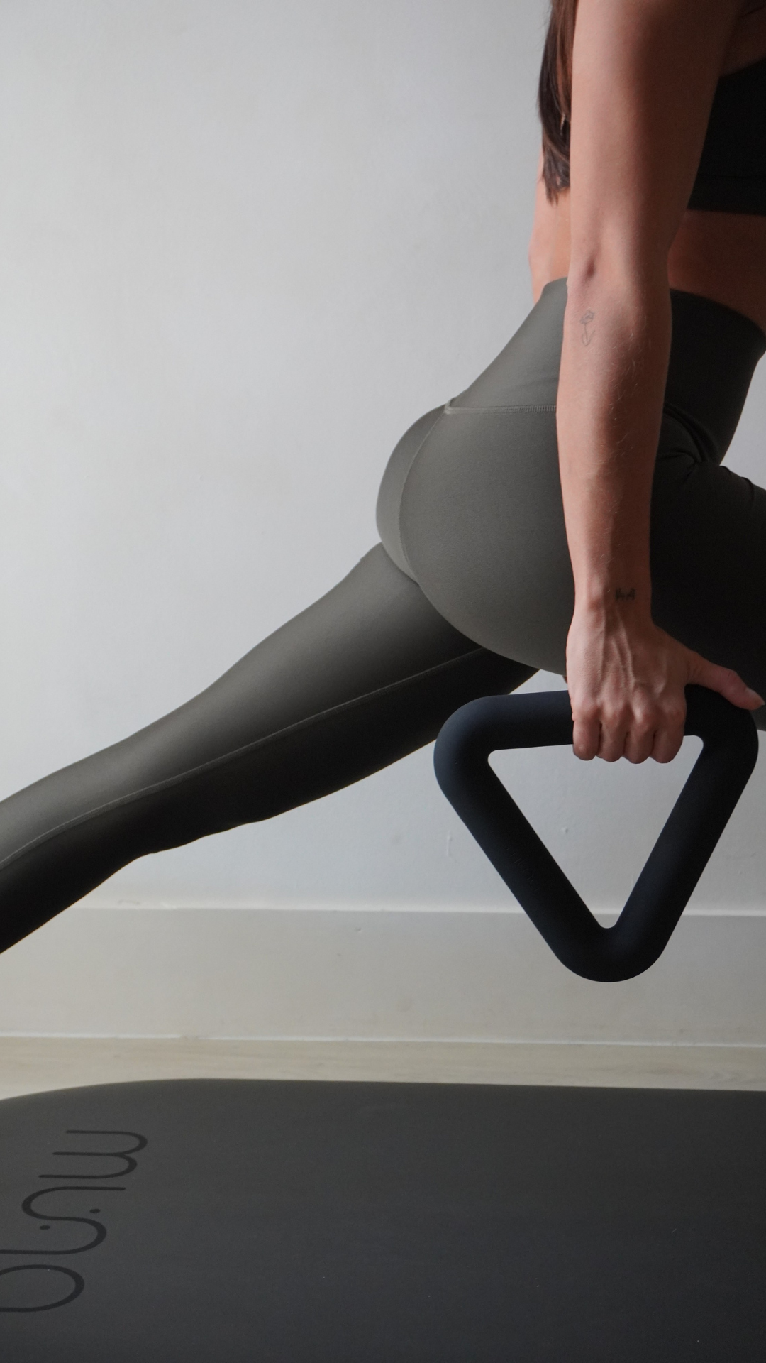 MUNA Triangle Dumbbell