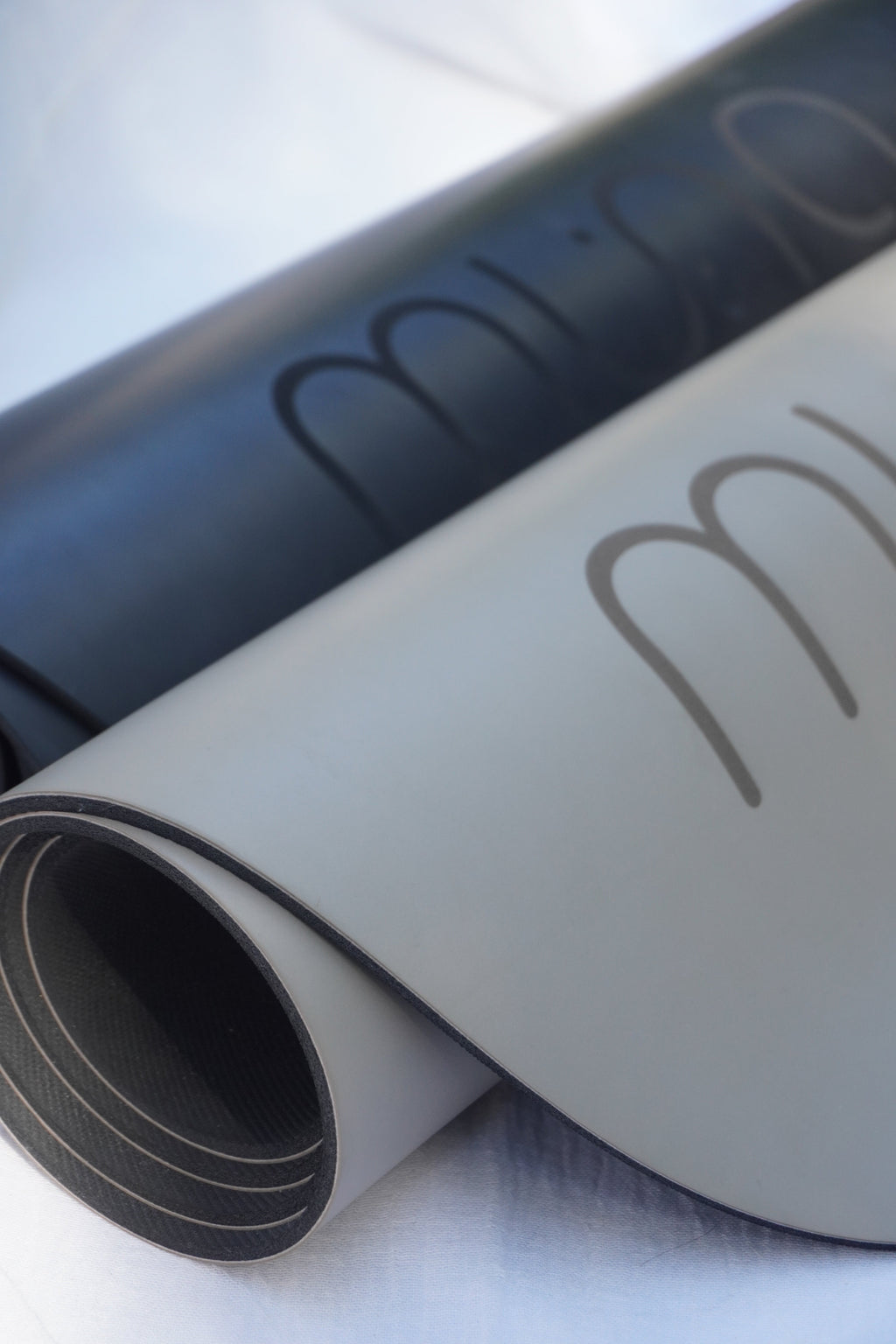 MUNA Oval Yoga Mat